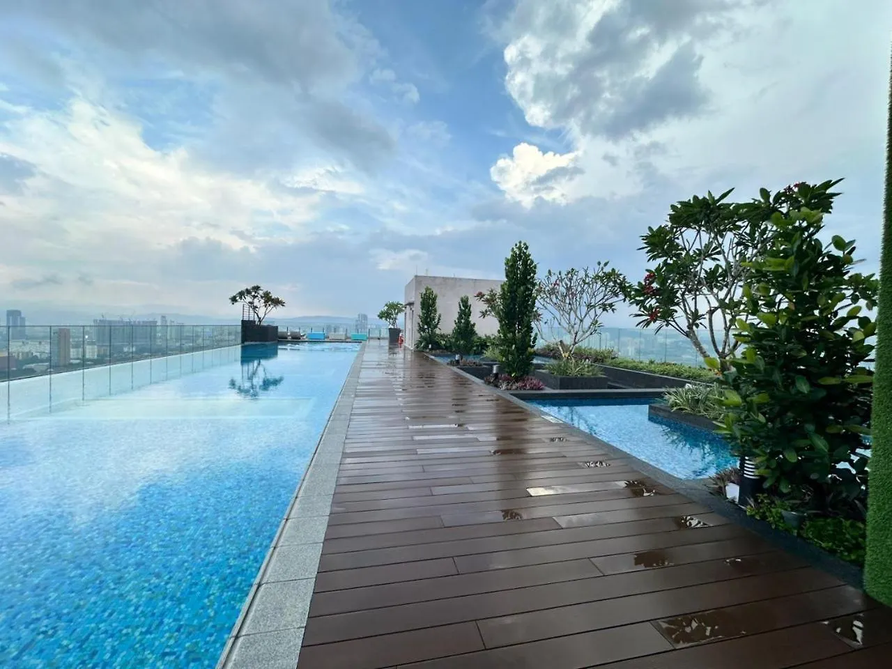 Apartment The Riveria City By 54Th Fl00R Swimming Pool Kuala Lumpur
