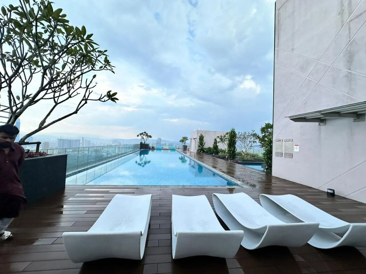 The Riveria City By 54Th Fl00R Swimming Pool 쿠알라룸푸르 0*,  말레이시아